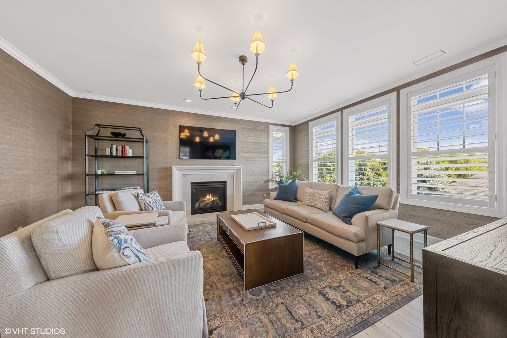 8 E KENNEDY Lane Unit: 308