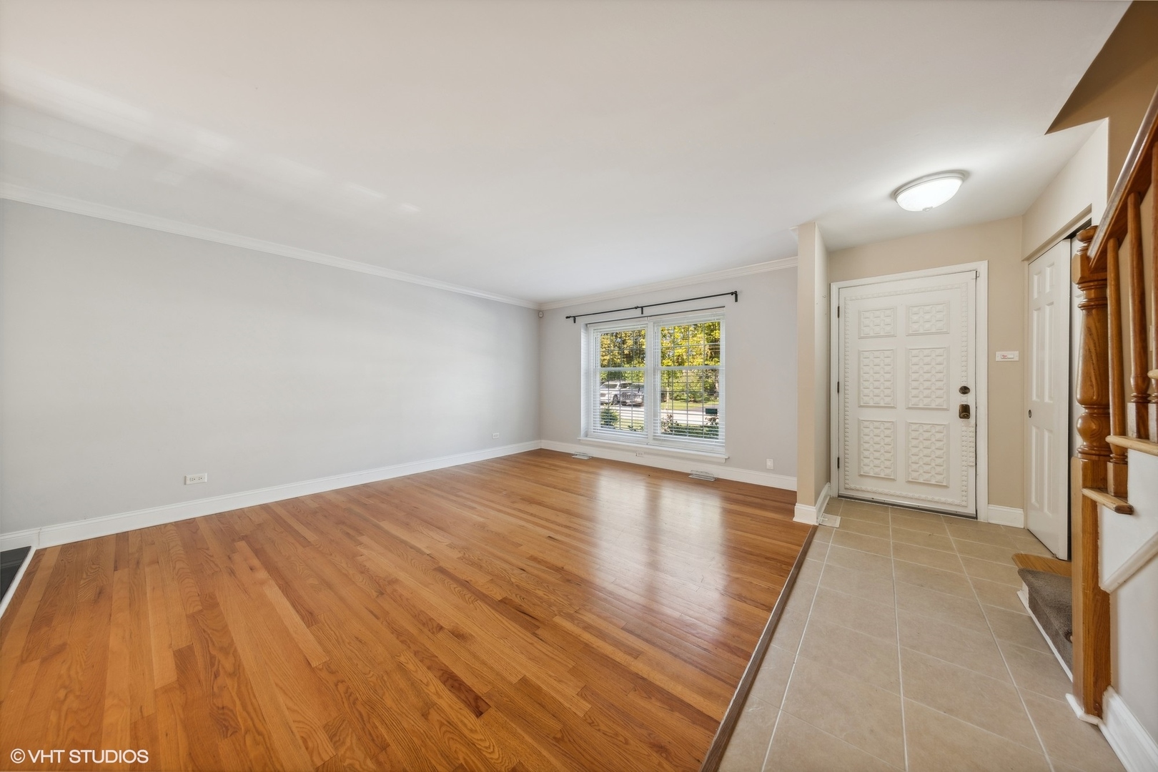 2S750 AVENUE ORLEANS