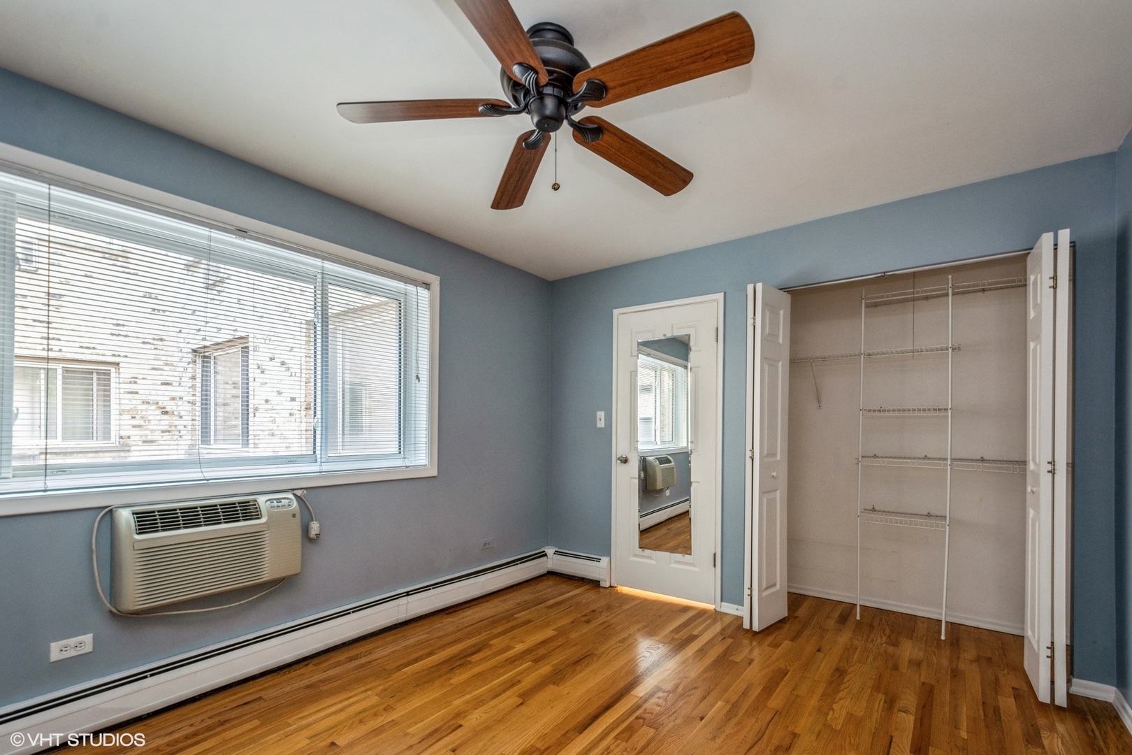 510 W Fullerton Parkway Unit: 308