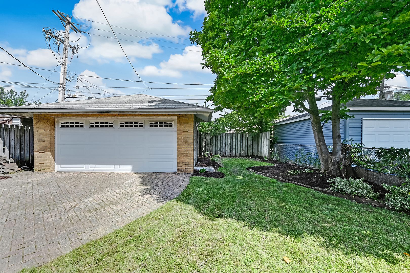 3852 W 80th Street