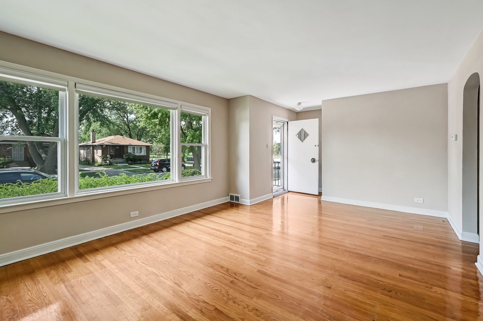 3852 W 80th Street