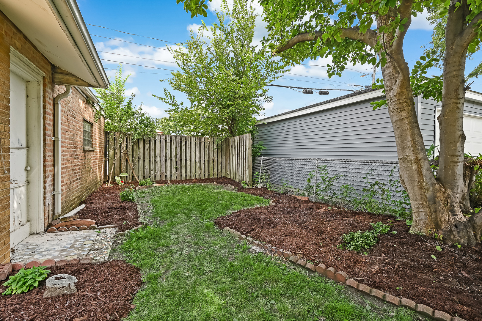 3852 W 80th Street