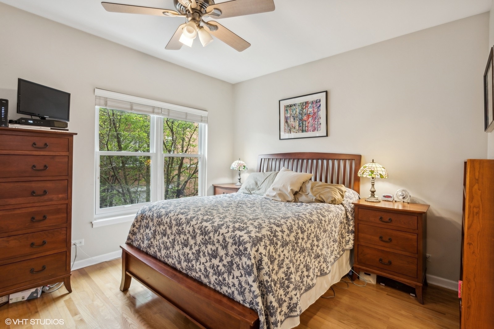 533 Chicago Avenue Unit: H