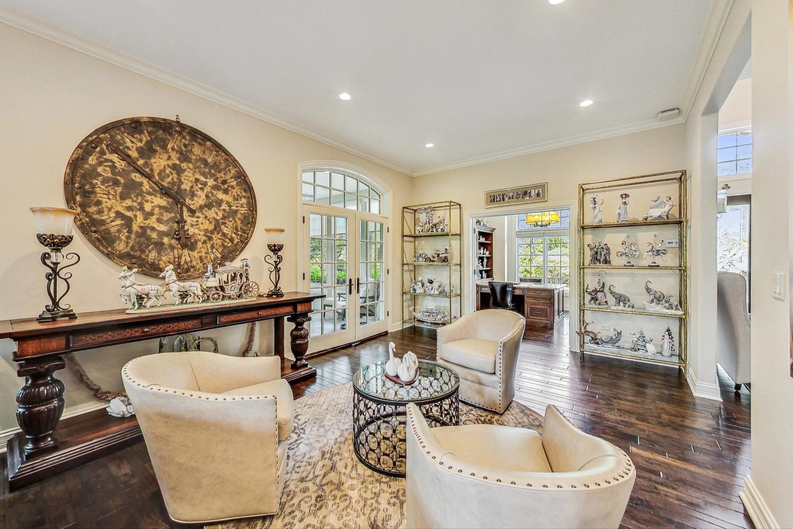 1 Willowcrest Drive