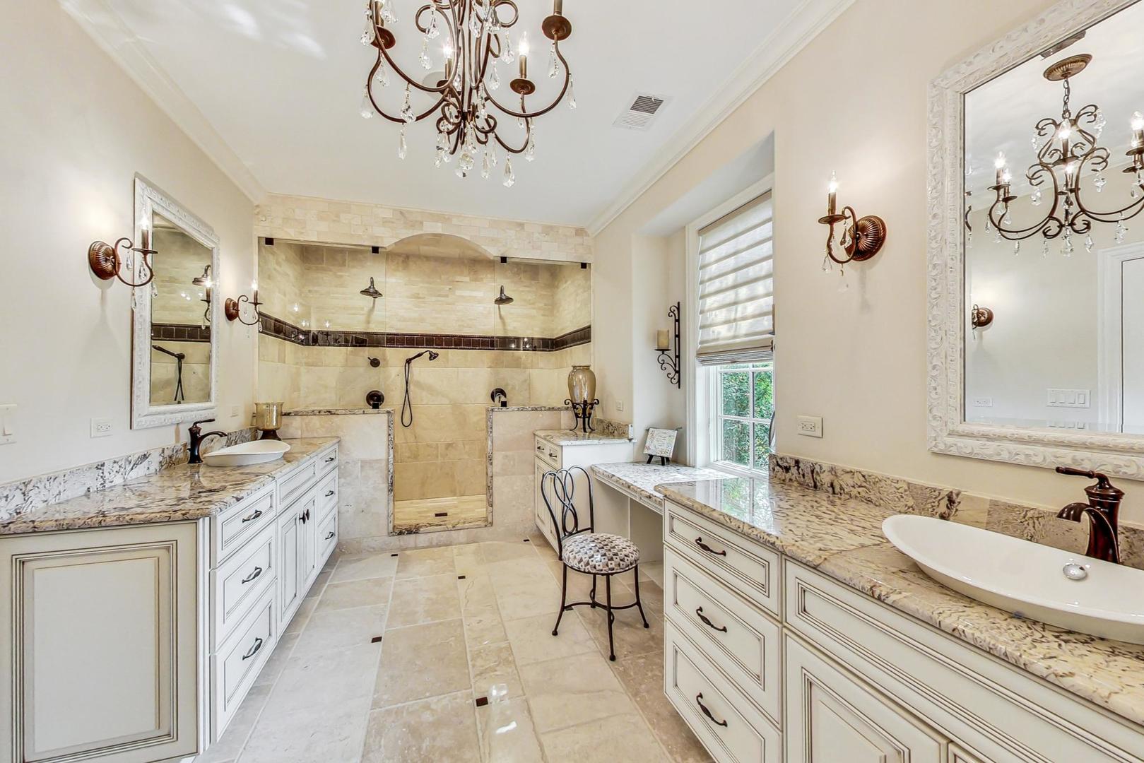 1 Willowcrest Drive