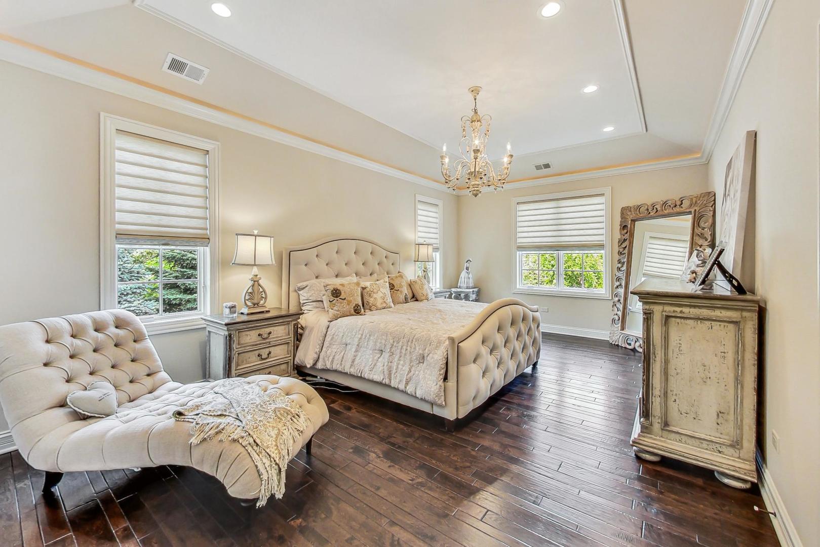 1 Willowcrest Drive