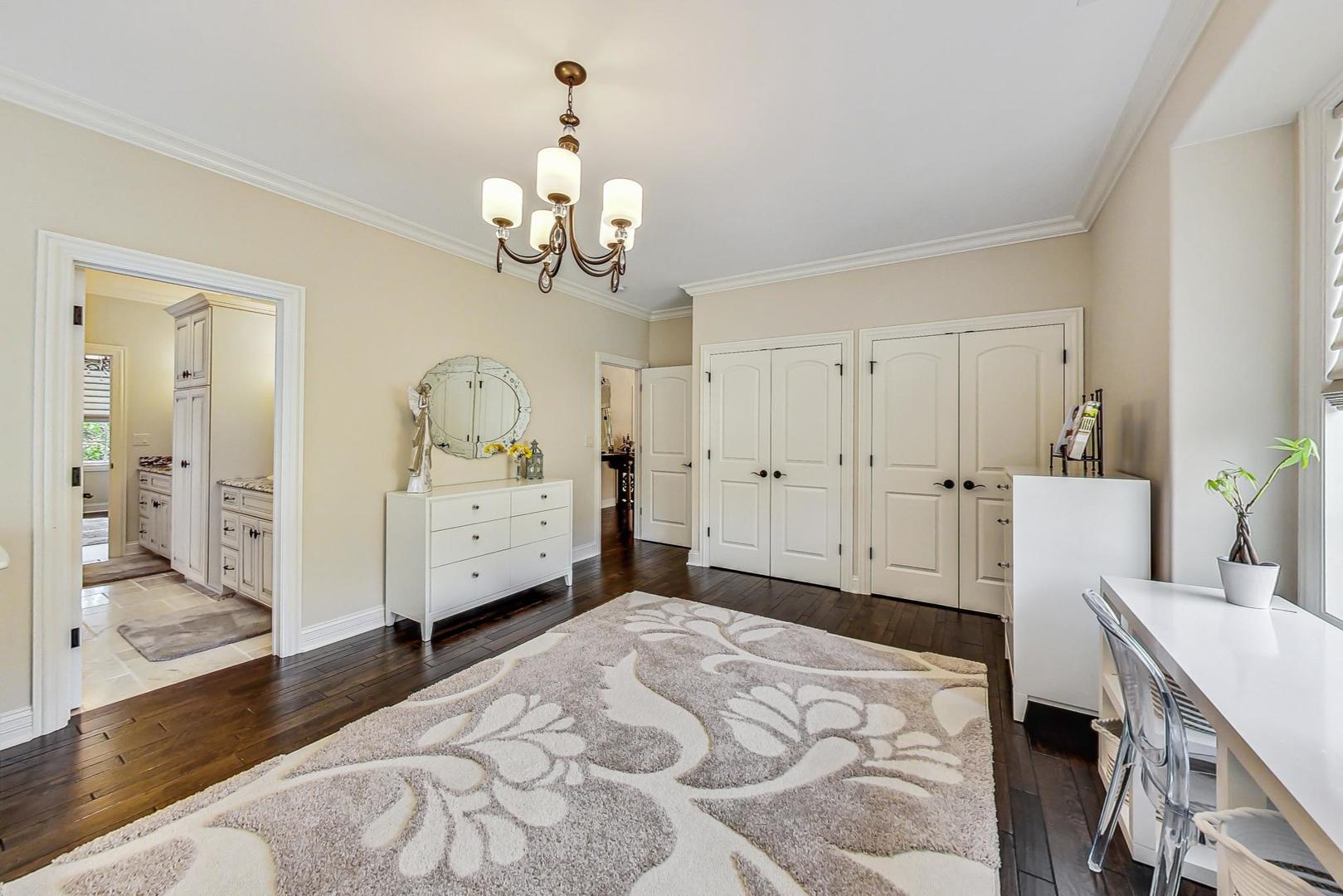 1 Willowcrest Drive