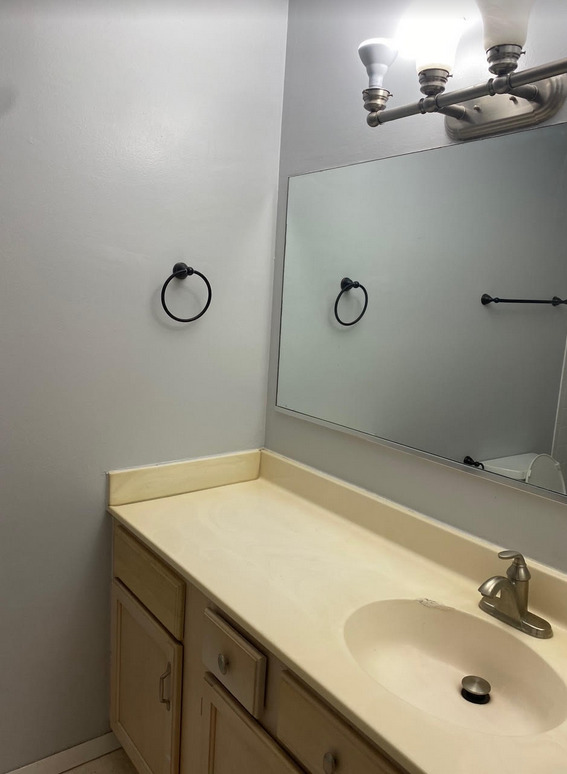 6135 Knoll Wood Road Unit: 303