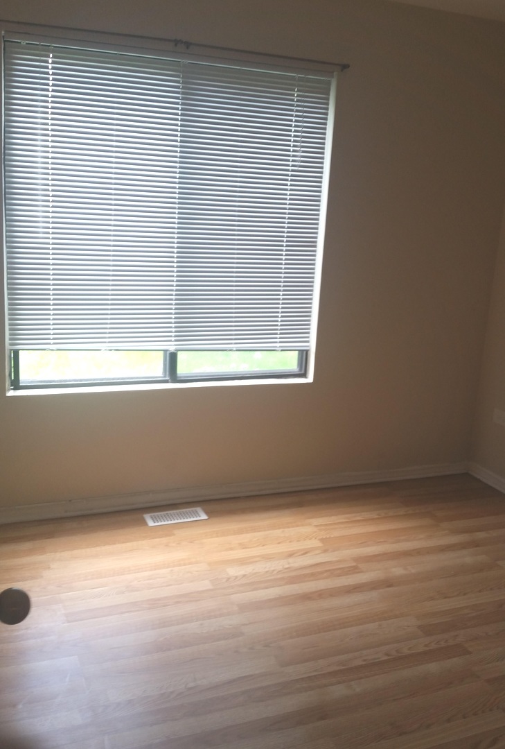 377 Sandhurst Circle Unit: 6