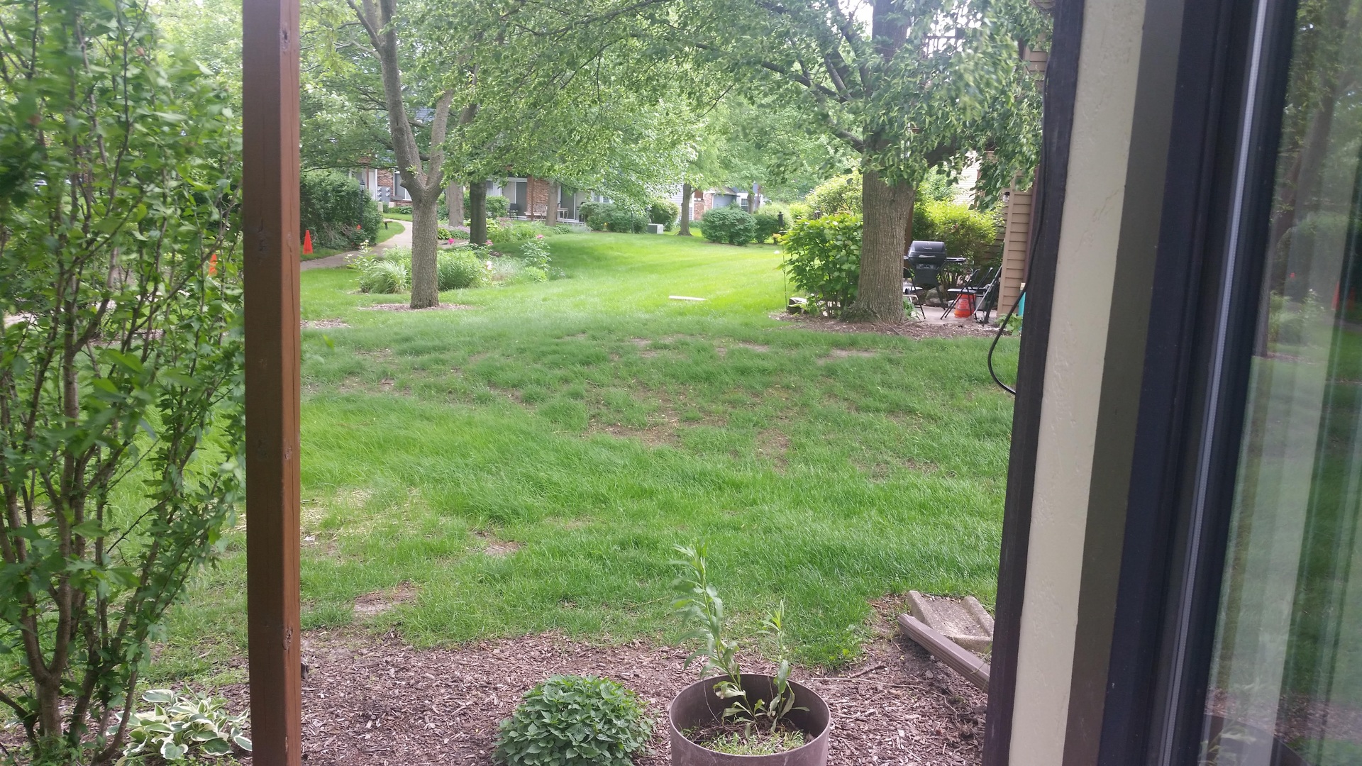 377 Sandhurst Circle Unit: 6