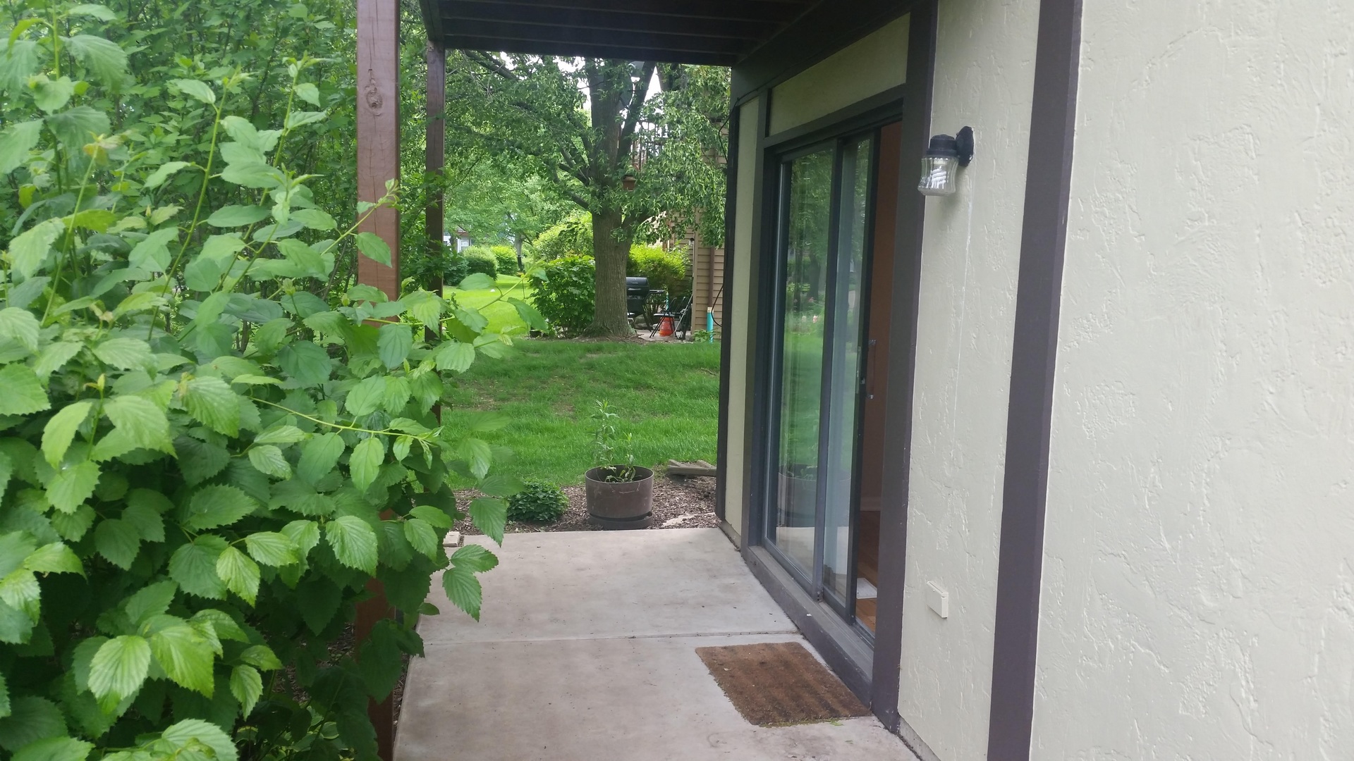 377 Sandhurst Circle Unit: 6