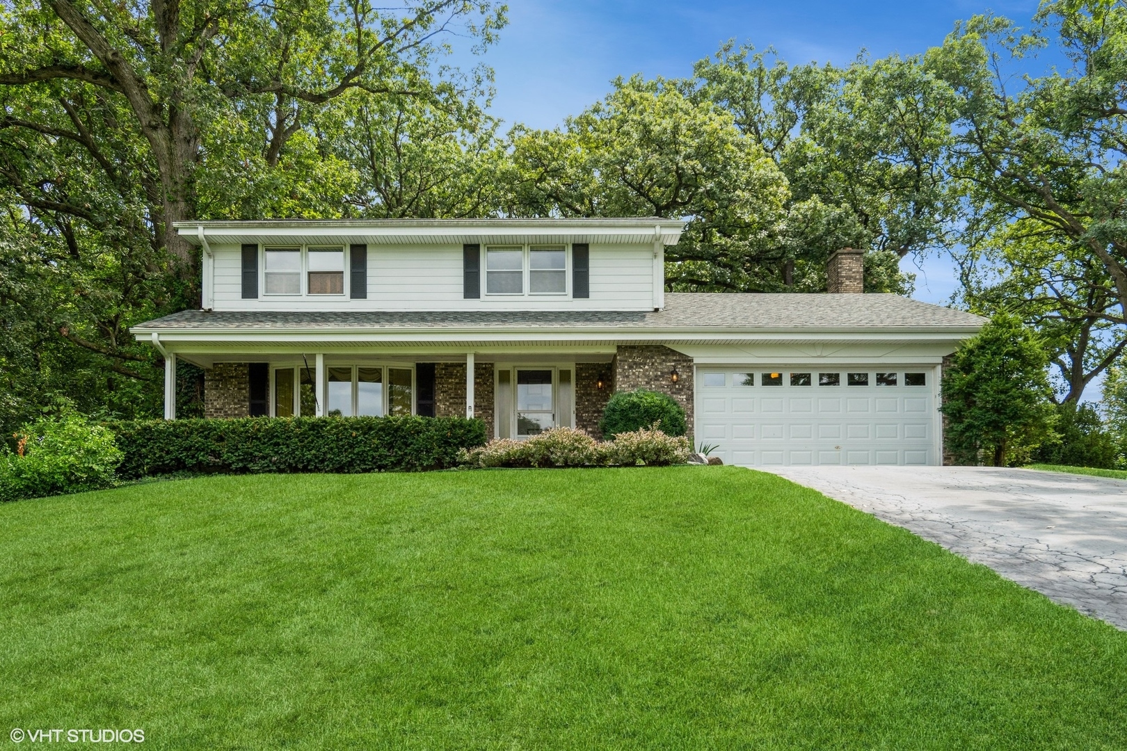 16W479 Timberlake Drive