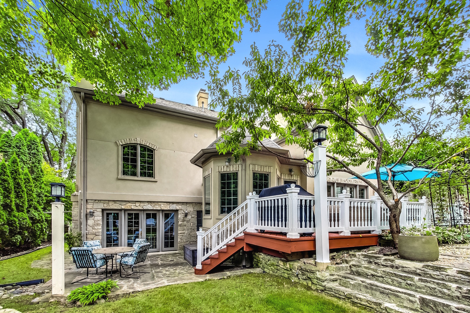 920 Oakwood Terrace