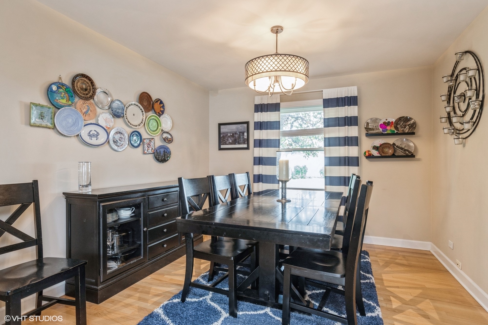 4151 Roslyn Road