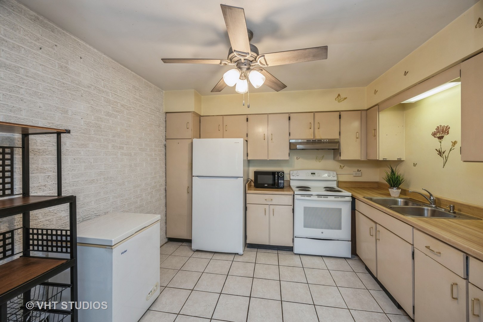 9911 58th Street Unit: 10