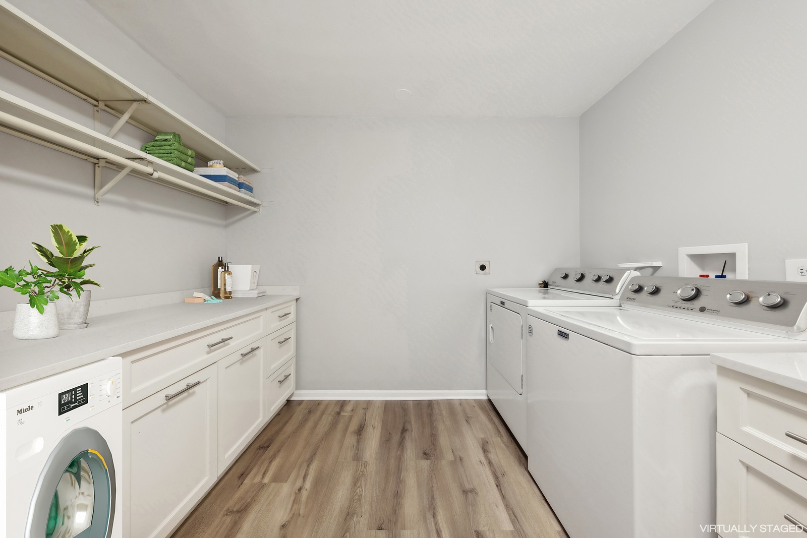 1401 Burr Oak Road Unit: 117B