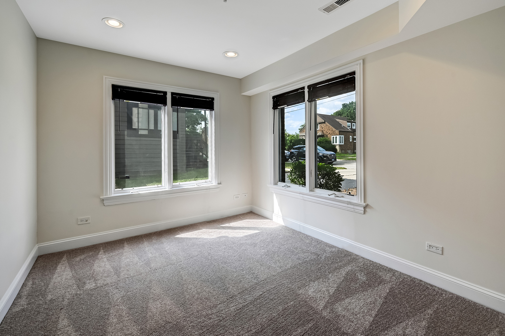 3631 FOREST Avenue Unit: A