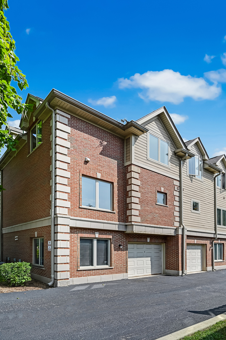 3631 FOREST Avenue Unit: A