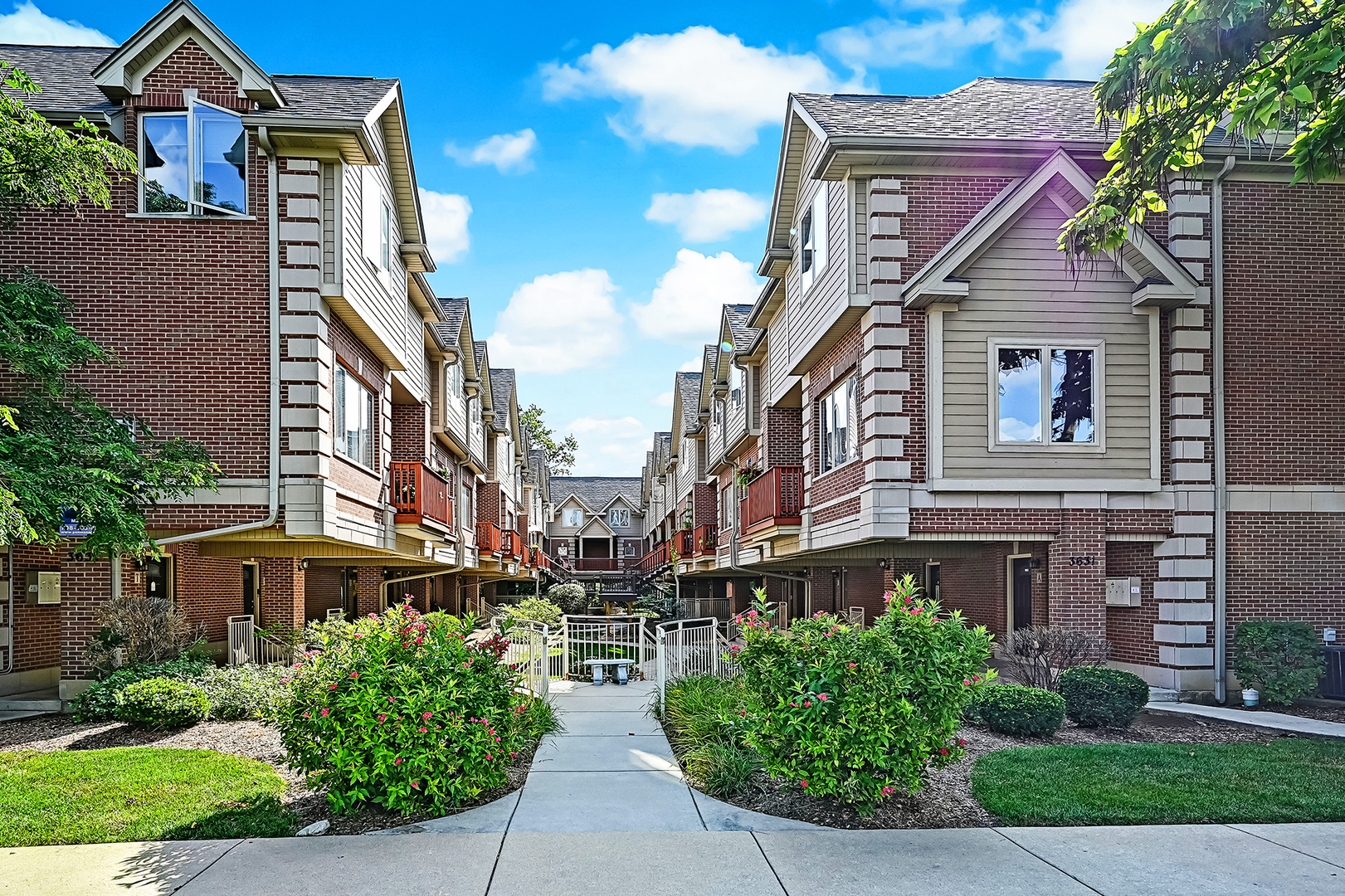 3631 FOREST Avenue Unit: A