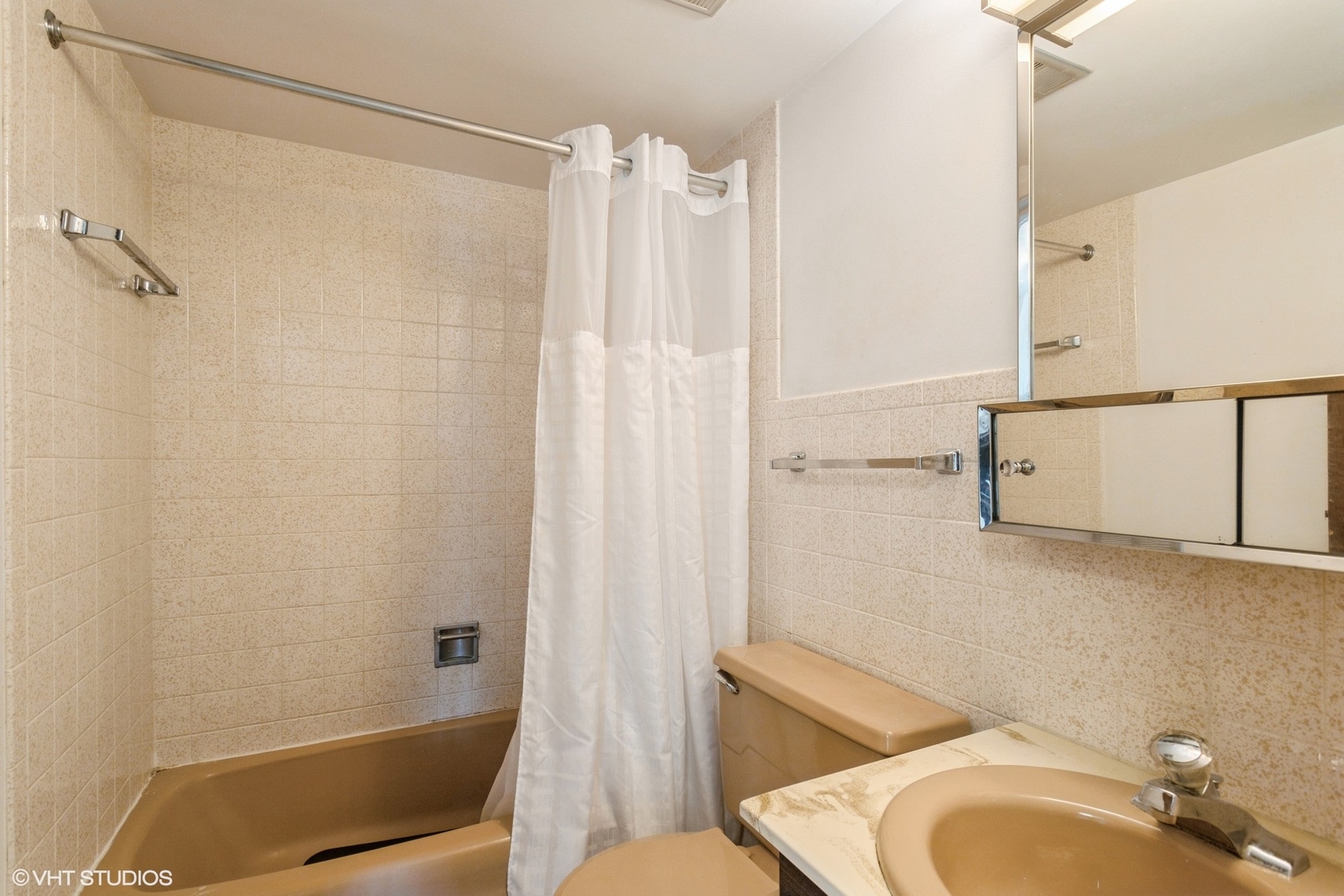 500 Redondo Drive Unit: 504