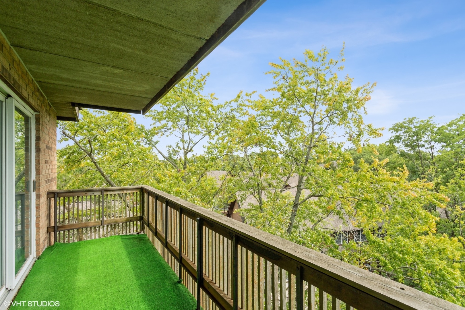 500 Redondo Drive Unit: 504