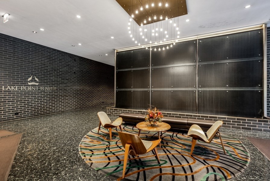 505 N Lake Shore Drive Unit: 2018-2001
