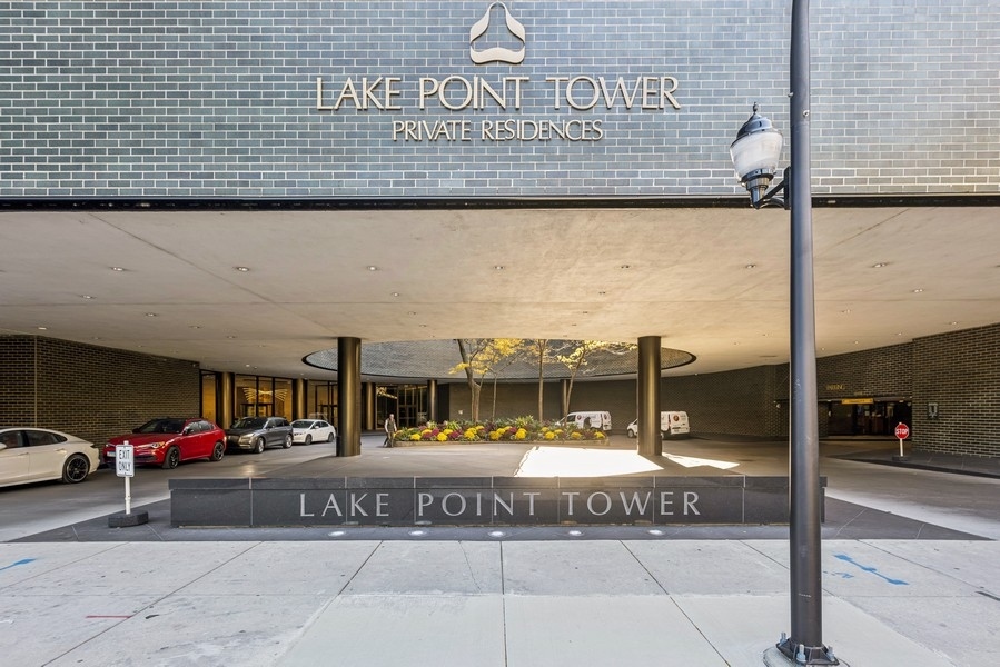 505 N Lake Shore Drive Unit: 2018-2001