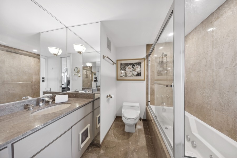 505 N Lake Shore Drive Unit: 2018-2001