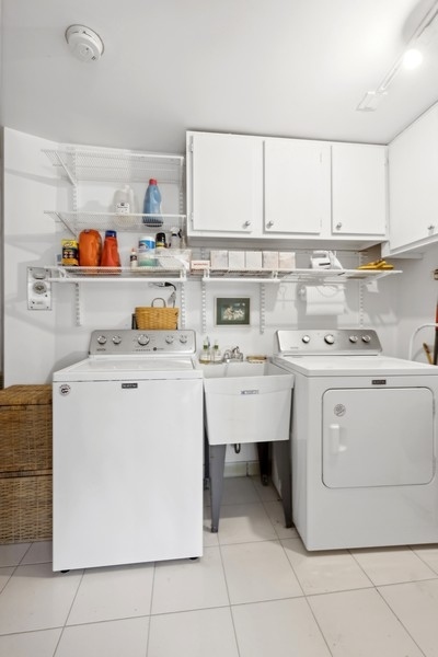 505 N Lake Shore Drive Unit: 2018-2001