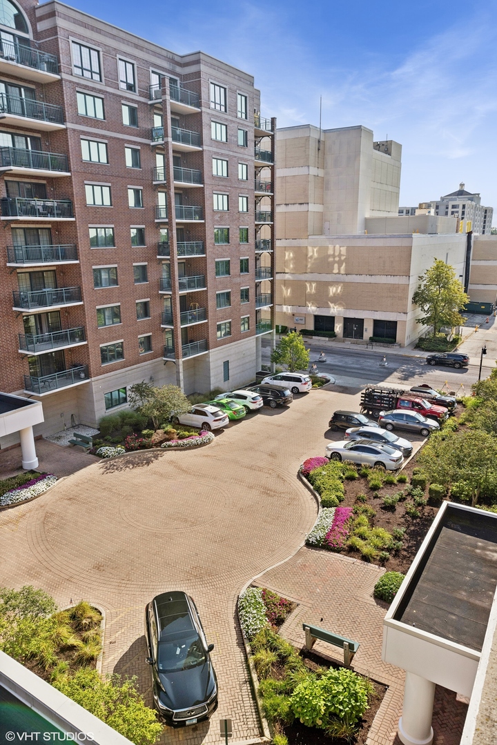 770 Pearson Street Unit: 2-502