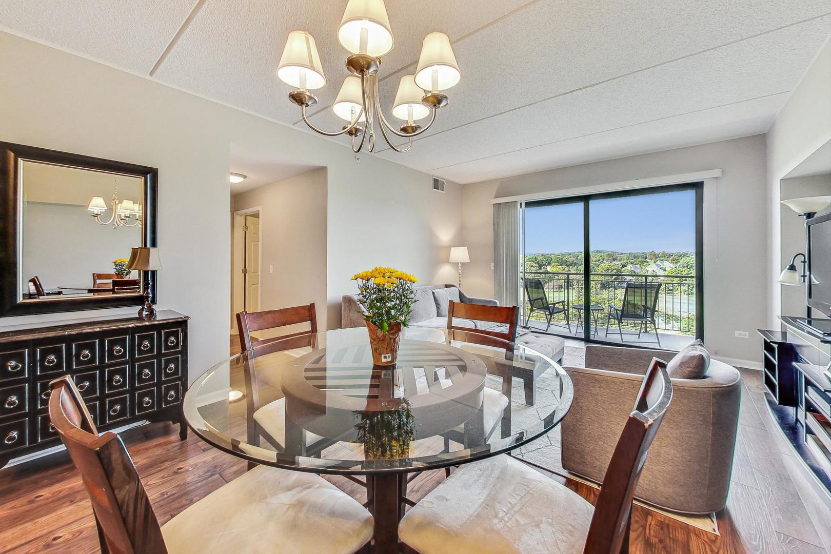 6420 Double Eagle Drive Unit: 712