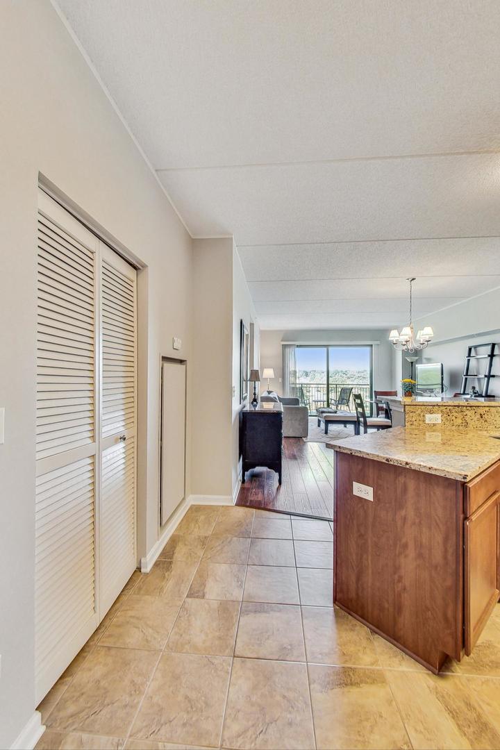 6420 Double Eagle Drive Unit: 712