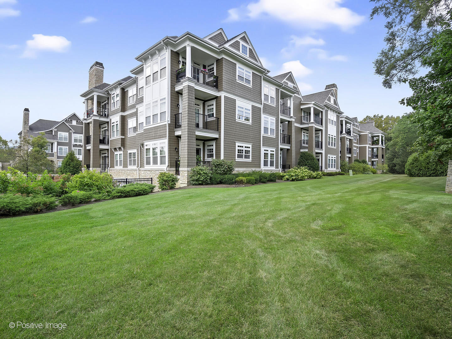50 W KENNEDY Lane Unit: 308