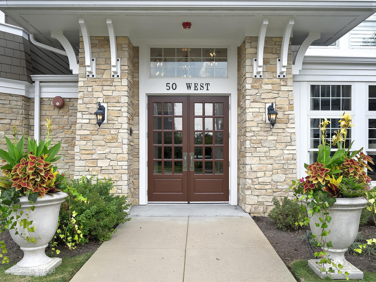50 W KENNEDY Lane Unit: 308
