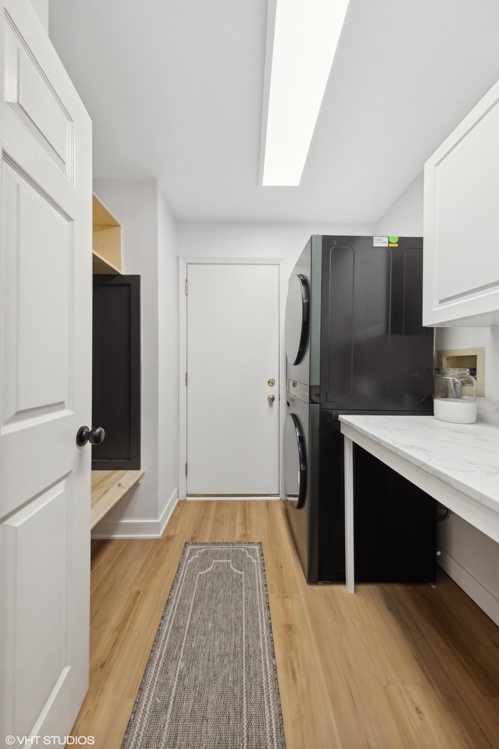 3313 Blackhawk Trail