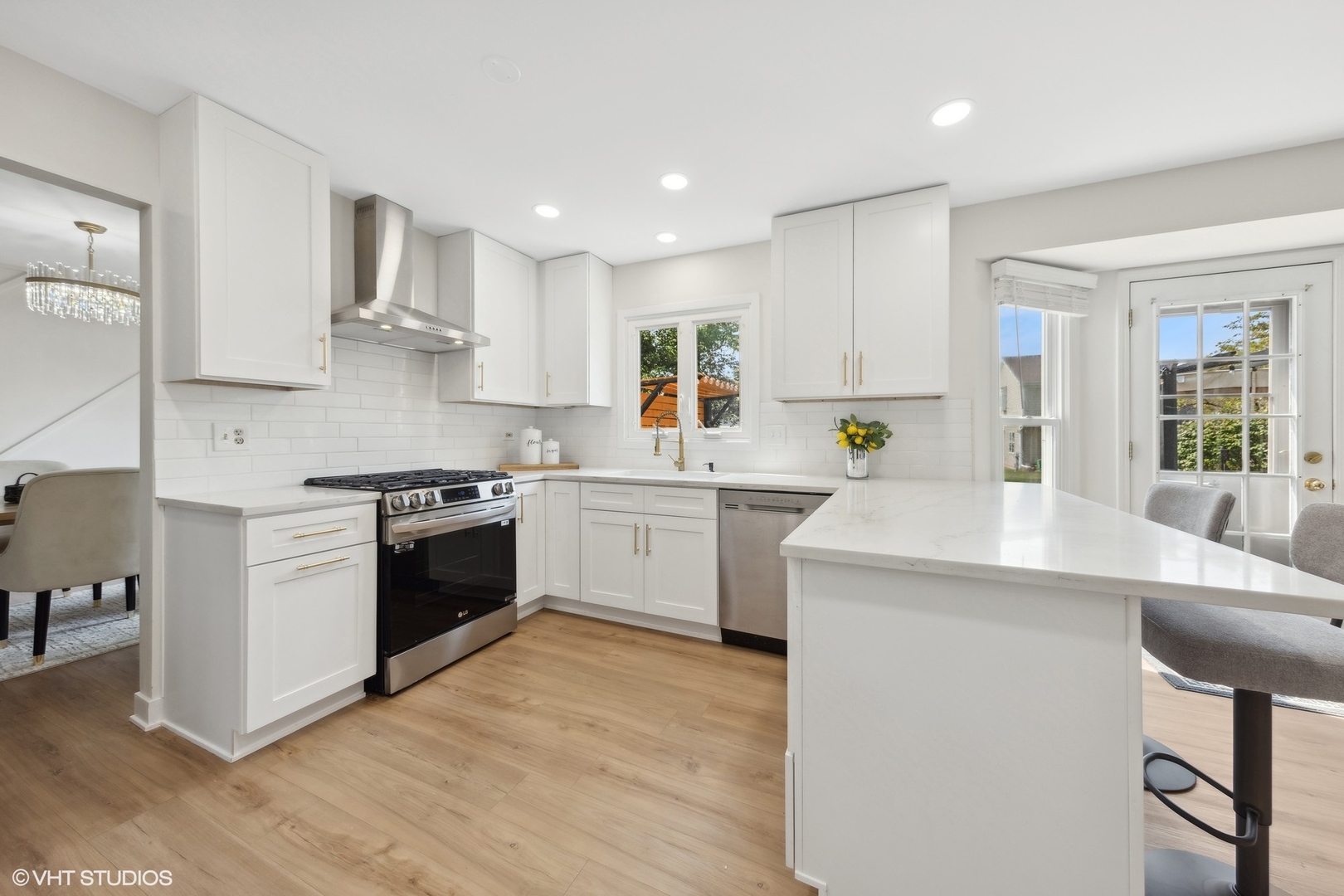 3313 Blackhawk Trail