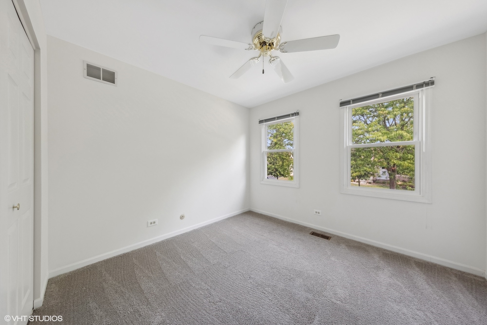 3313 Blackhawk Trail
