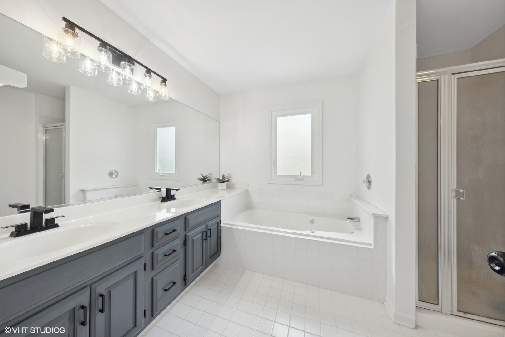 3313 Blackhawk Trail