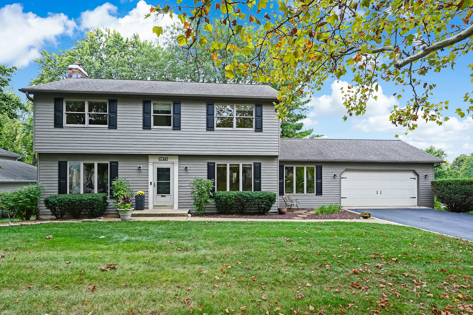3671 Red Bud Court