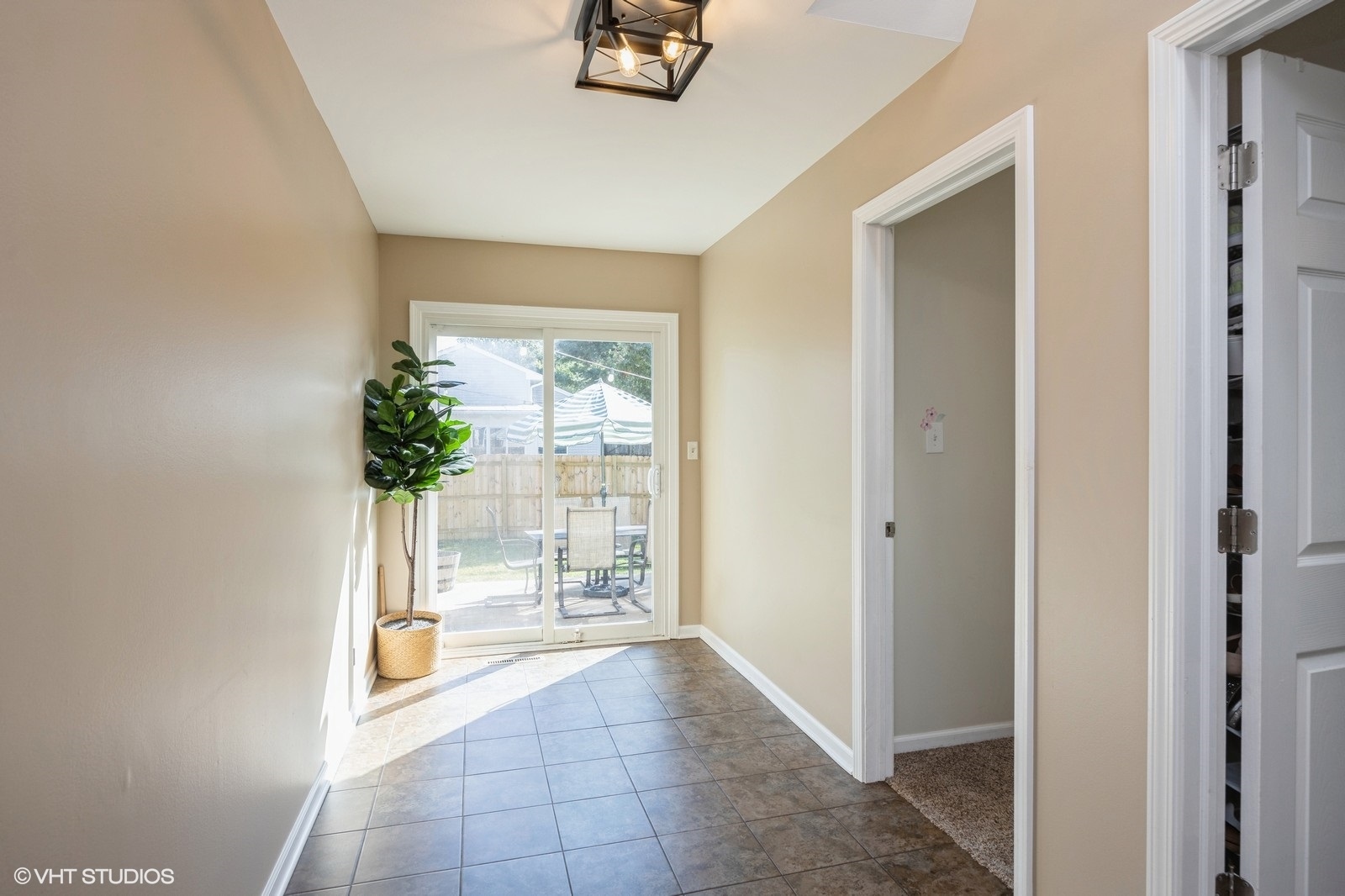 2330 Weatherford Lane