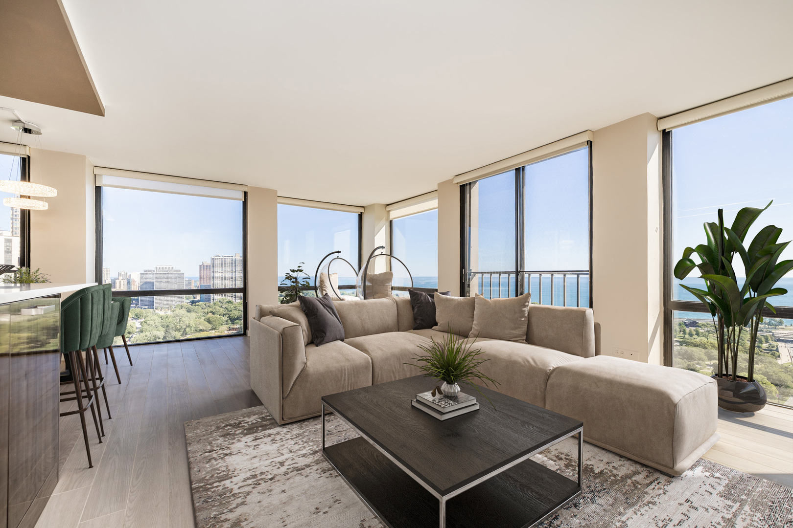 345 W Fullerton Parkway Unit: 2801