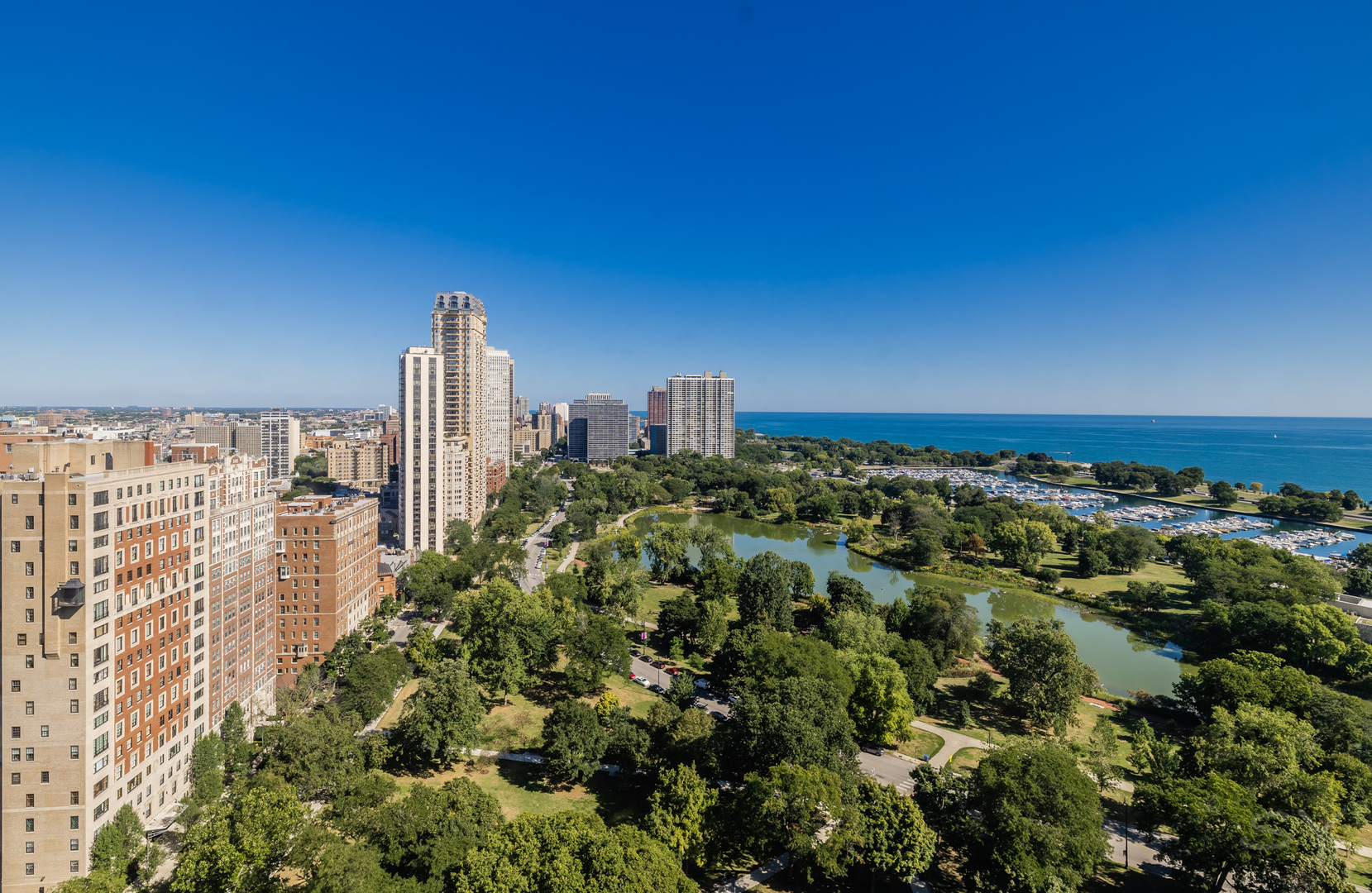 345 W Fullerton Parkway Unit: 2801