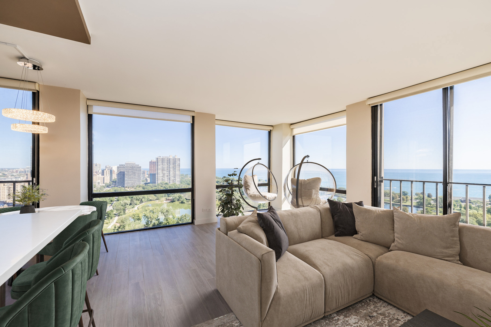 345 W Fullerton Parkway Unit: 2801