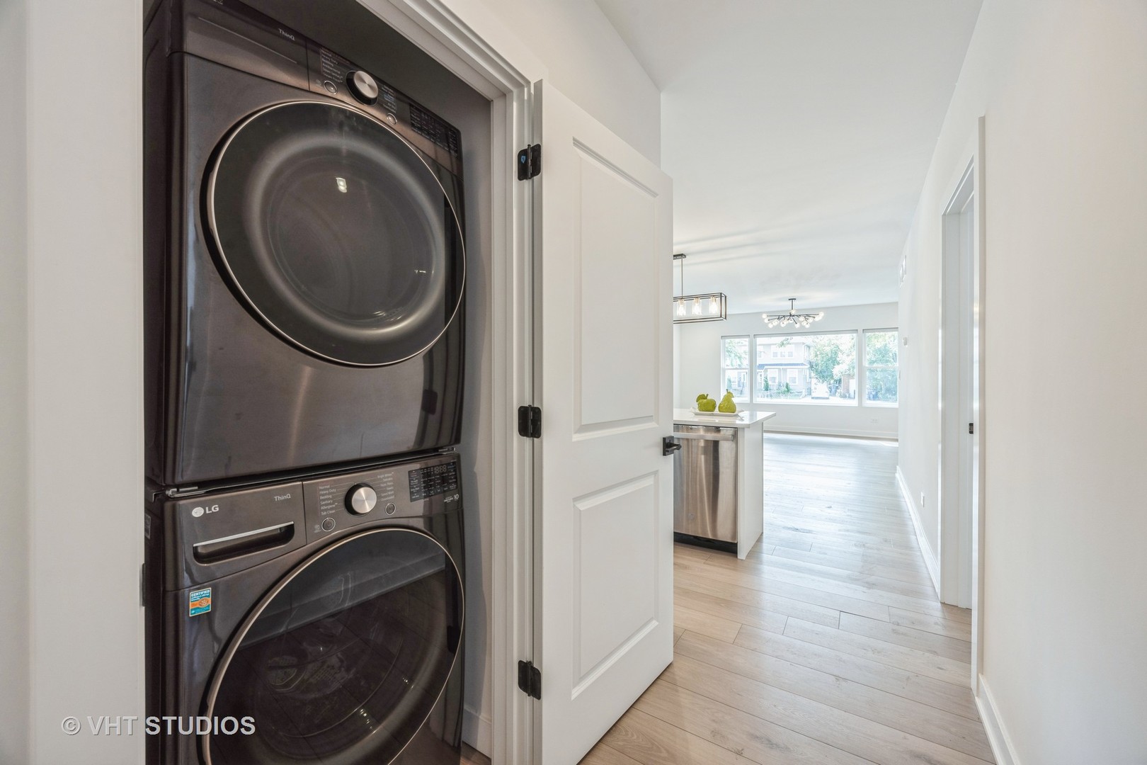 823 N La Grange Road Unit: 1