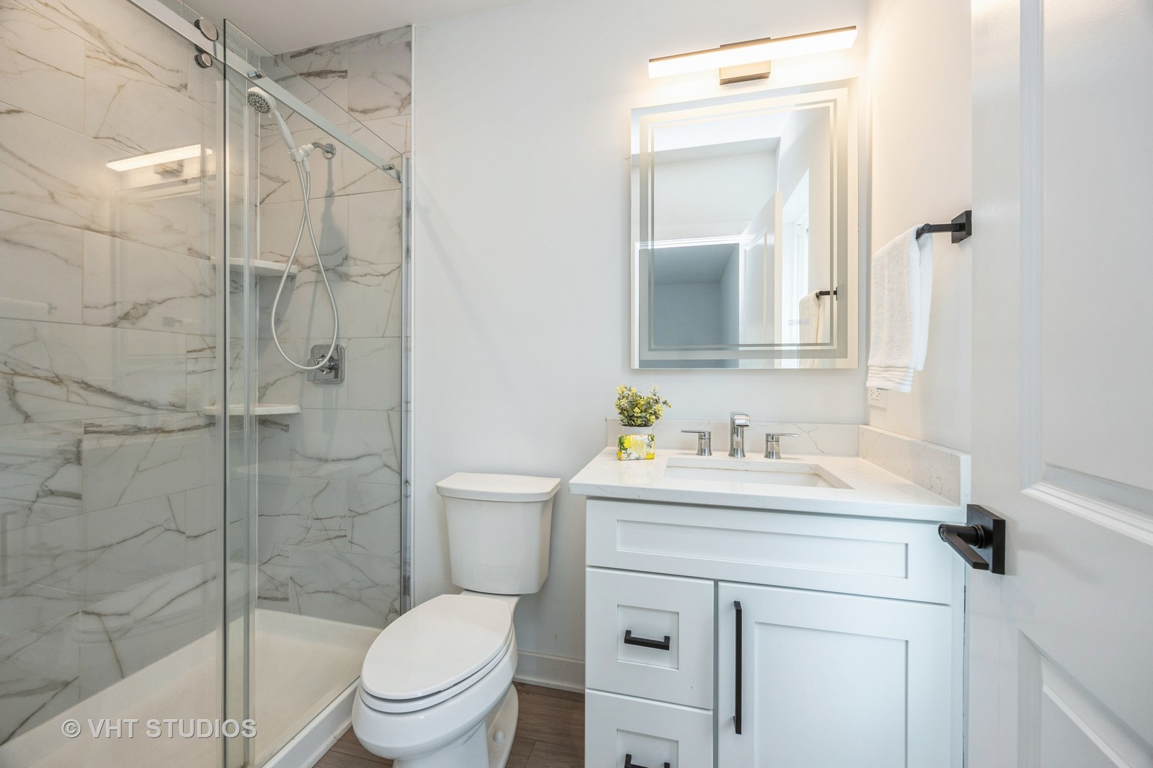 823 N La Grange Road Unit: 1