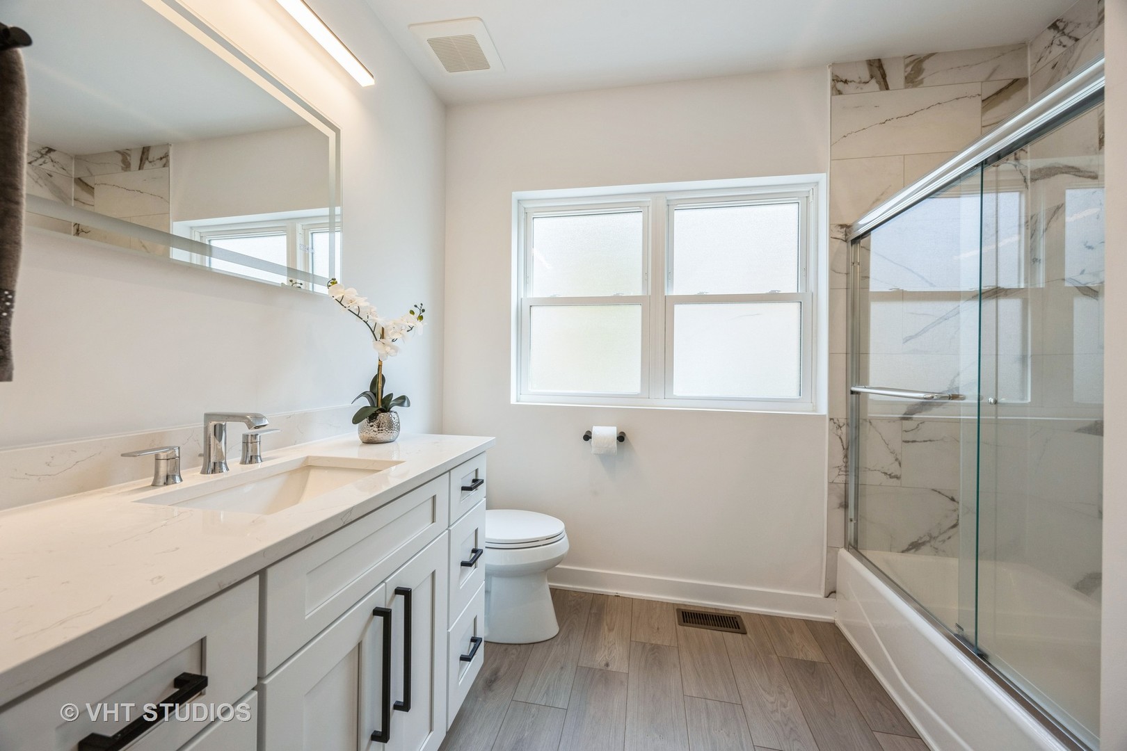 823 N La Grange Road Unit: 1