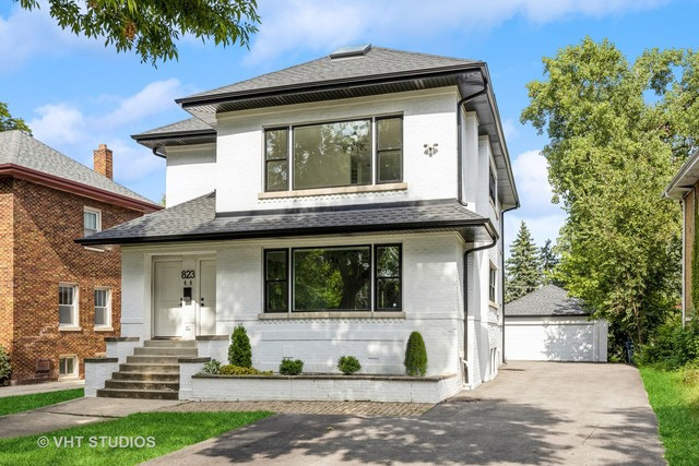 823 N La Grange Road Unit: 1