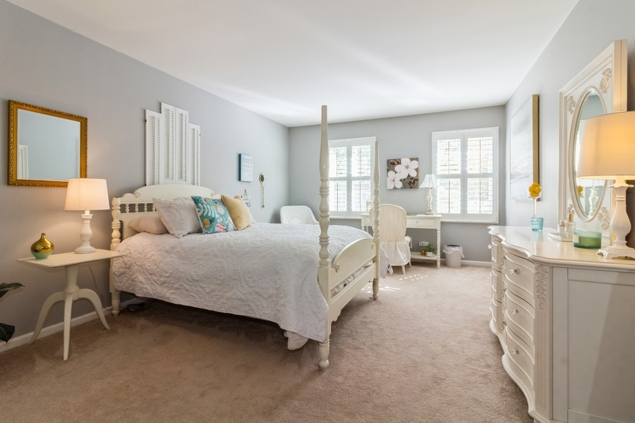 849 Ravinia Court