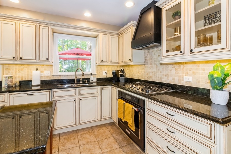 849 Ravinia Court