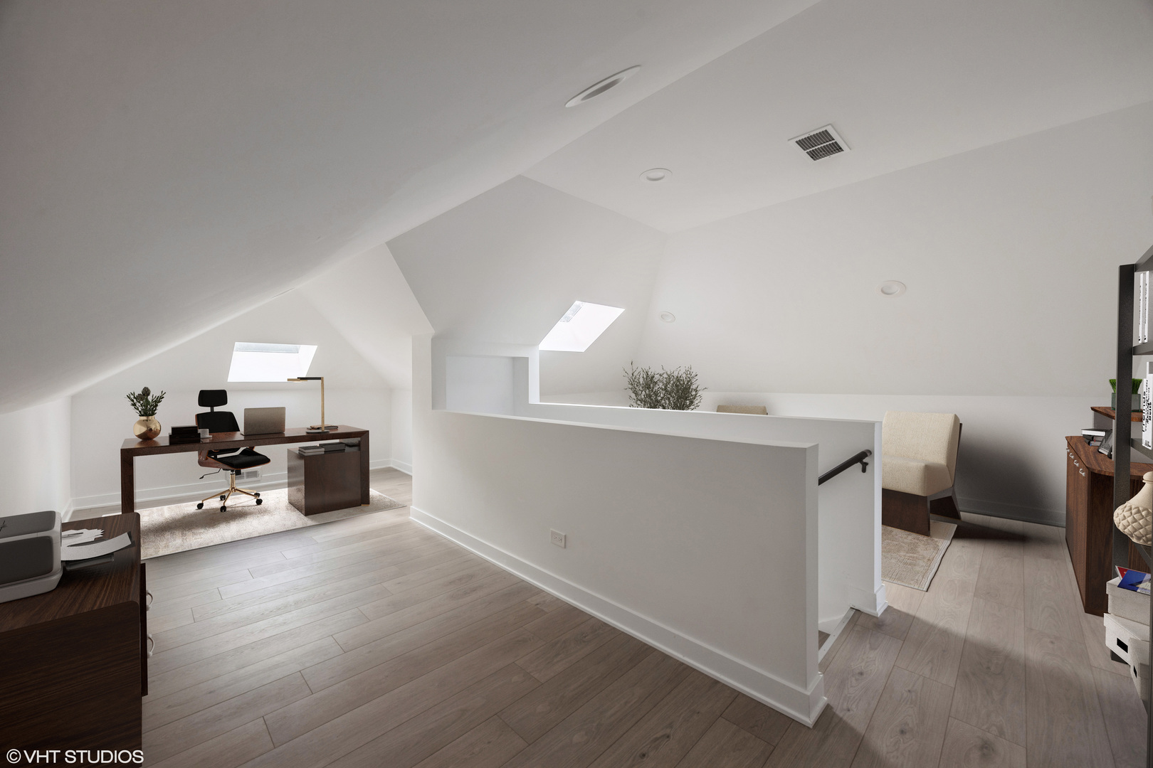 823 N La Grange Road Unit: 2